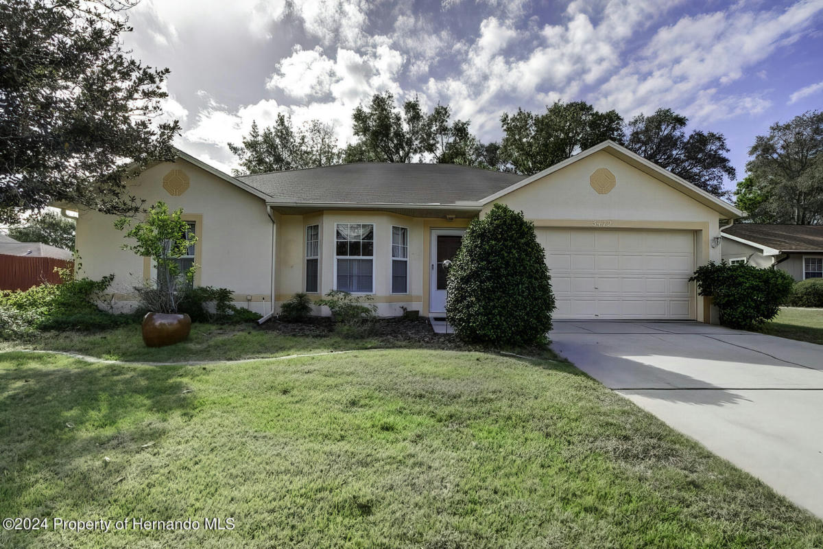 3472 HARTLEY RD, SPRING HILL, FL 34606, photo 1 of 39