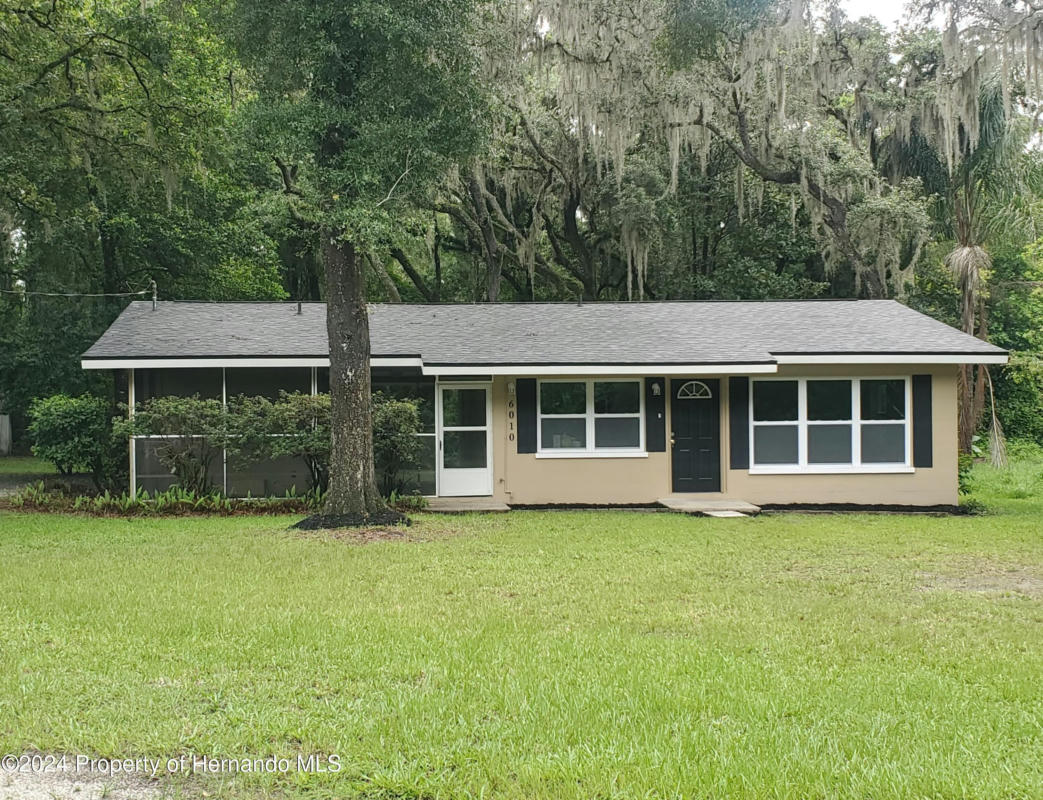 6010 IDLE A WHILE CIR, DADE CITY, FL 33523, photo 1 of 14