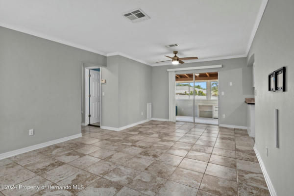 6413 POST CT, SPRING HILL, FL 34606, photo 4 of 21