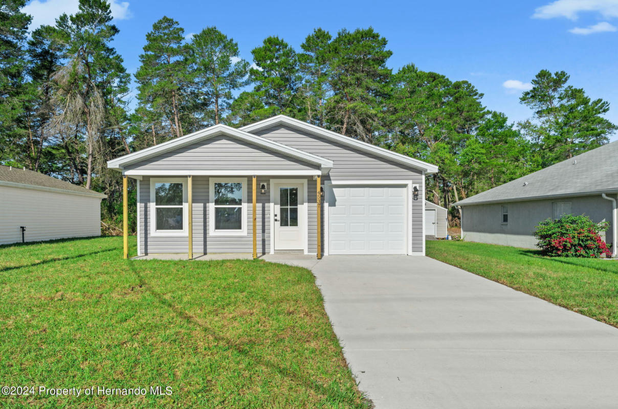 4120 TOMAHAWK AVE, SPRING HILL, FL 34606, photo 1 of 20
