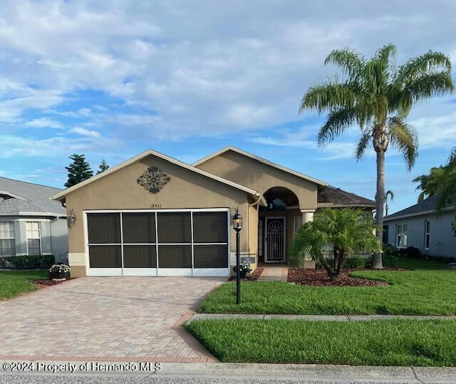 18511 FAIRWAY GREEN DR, HUDSON, FL 34667, photo 1 of 44